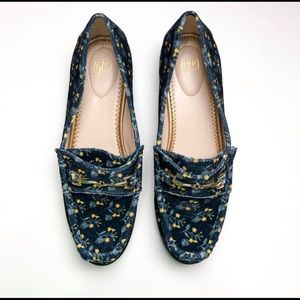 Cabi felt loafers (NEVER WORN)